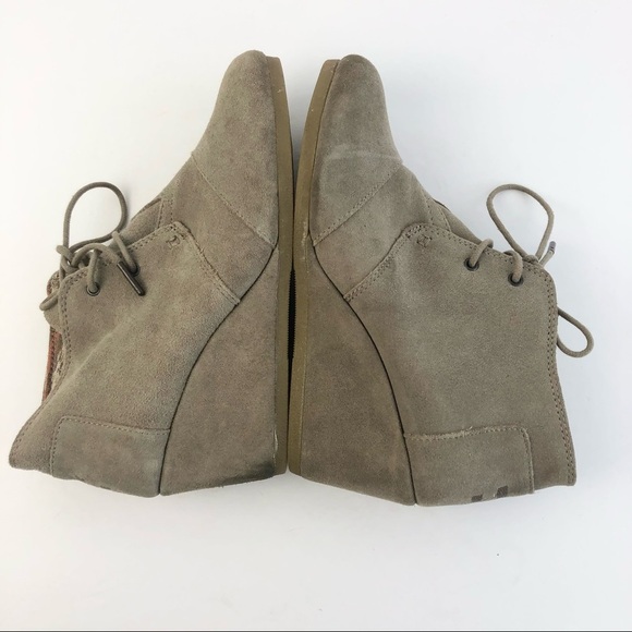 Toms Taupe Desert Wedge Suede Leather Laced Bootie 8 - Picture 3 of 10